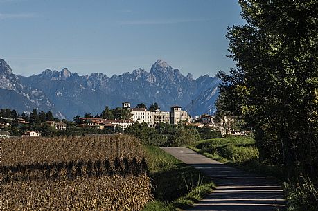 Castello di Colloredo di Monte Abano